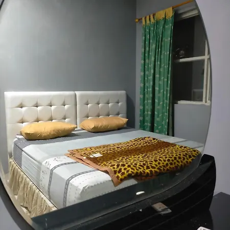 Kouzui Homestay Surabaya Exterior photo